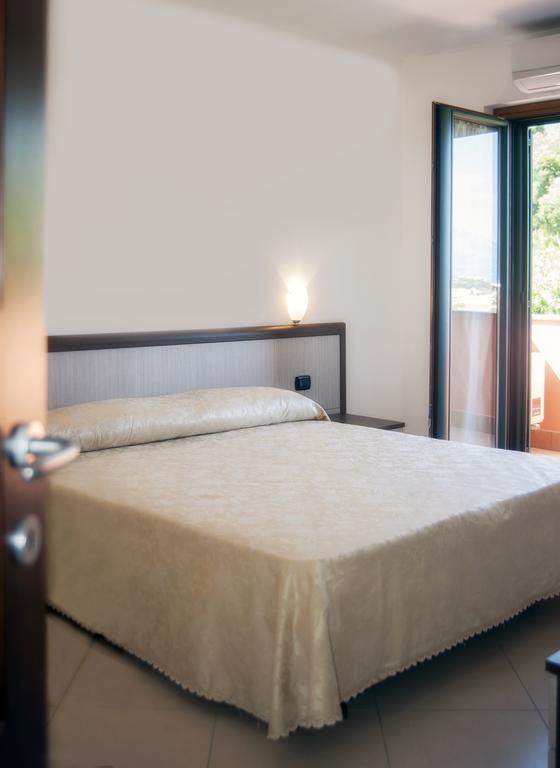 Residence Gli Ulivi Di Eolo Sapri Zimmer foto
